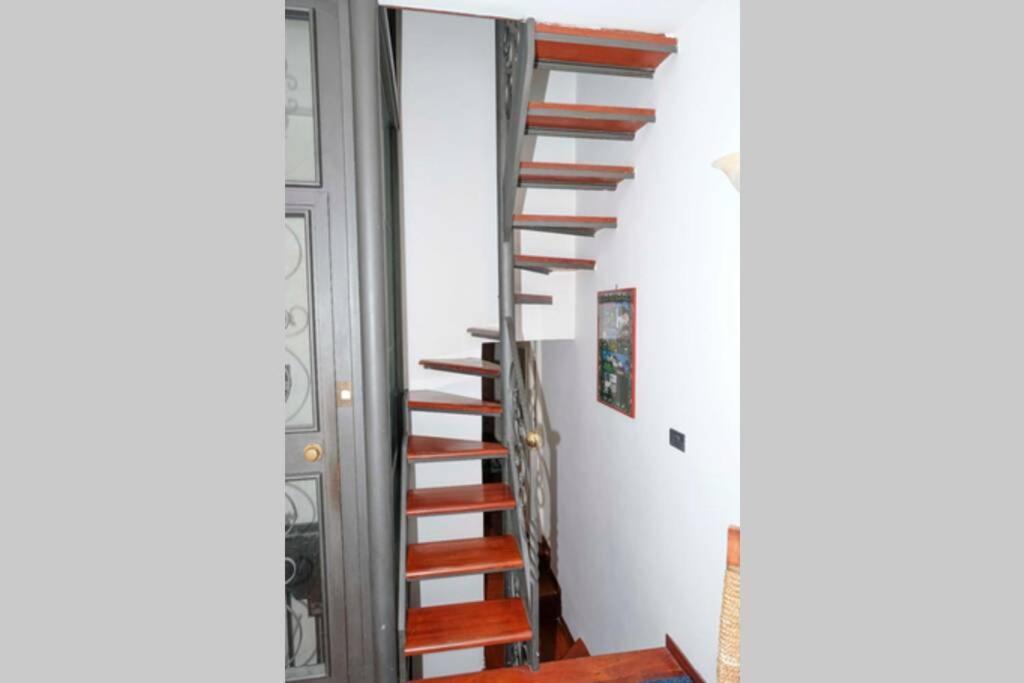Ferienwohnung Un Passo.....Da San Gennaro. Neapel Exterior foto